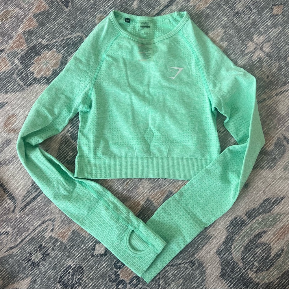 Gym shark vital long sleeve crop top sour pistachio